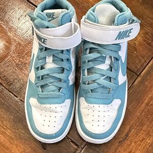 Nike Kids Teal and White High-Top Sneakers